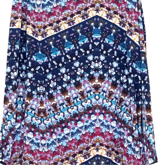 Boho Floral Midi Skirt. Size Small with an Elastic Waist. Excellent Condition! - Picture 3 of 8